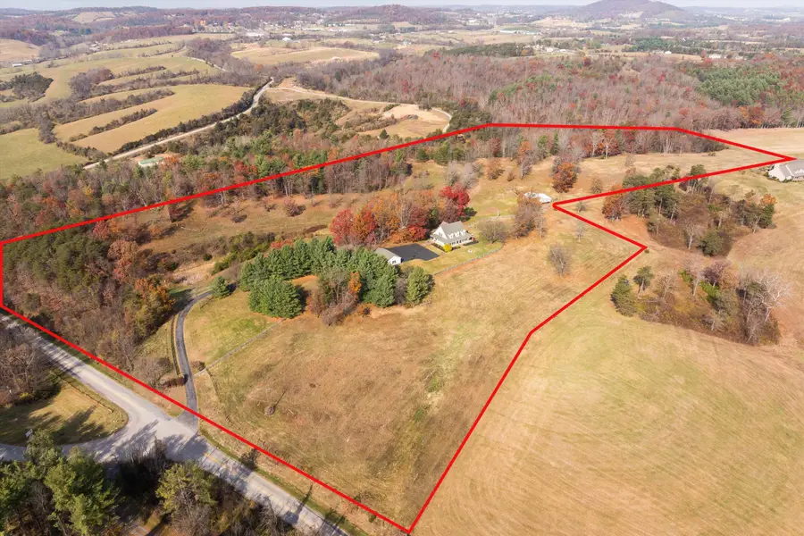 746 Christians Creek Rd, Staunton, VA 24401 - Image #3