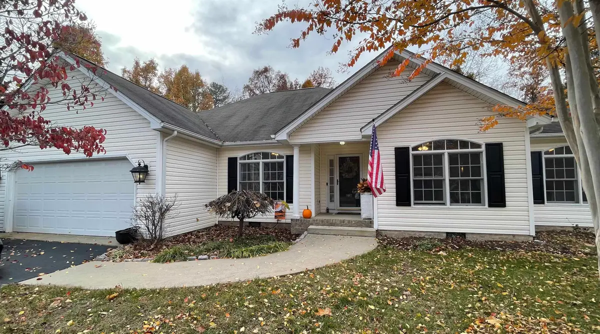 111 Rutherford Ln, Stuarts Draft, VA 24477 - Image #1