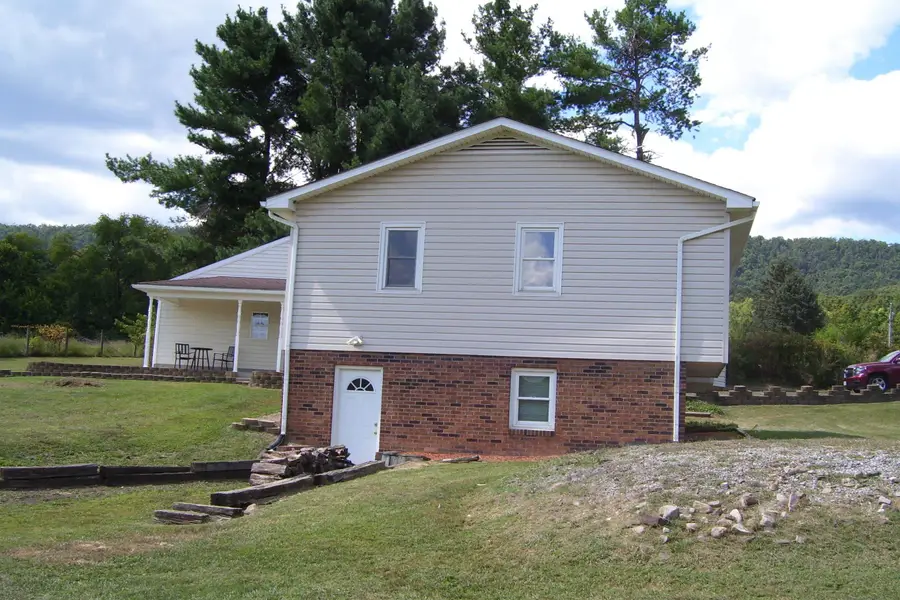 8379 Vetters Rd, Broadway, VA 22815 - Image #3