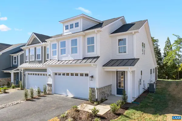 145 Sunbird Ln, Waynesboro, VA 22980