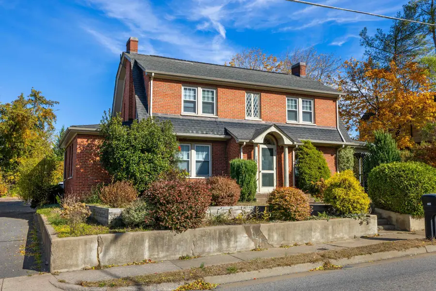 705 Richmond Ave, Staunton, VA 24401 - Image #2