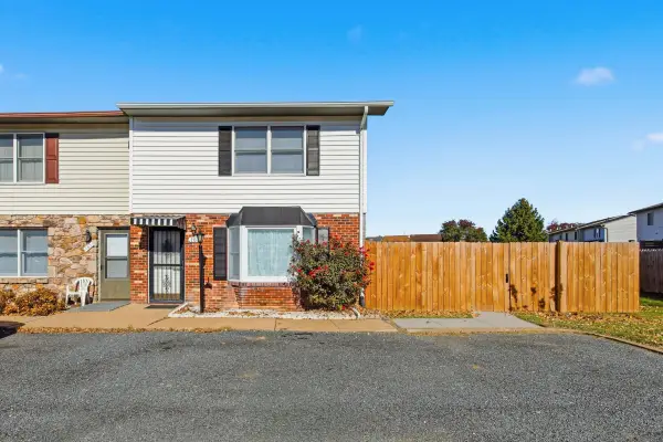 163 Reservoir Rd E, Woodstock, VA 22664