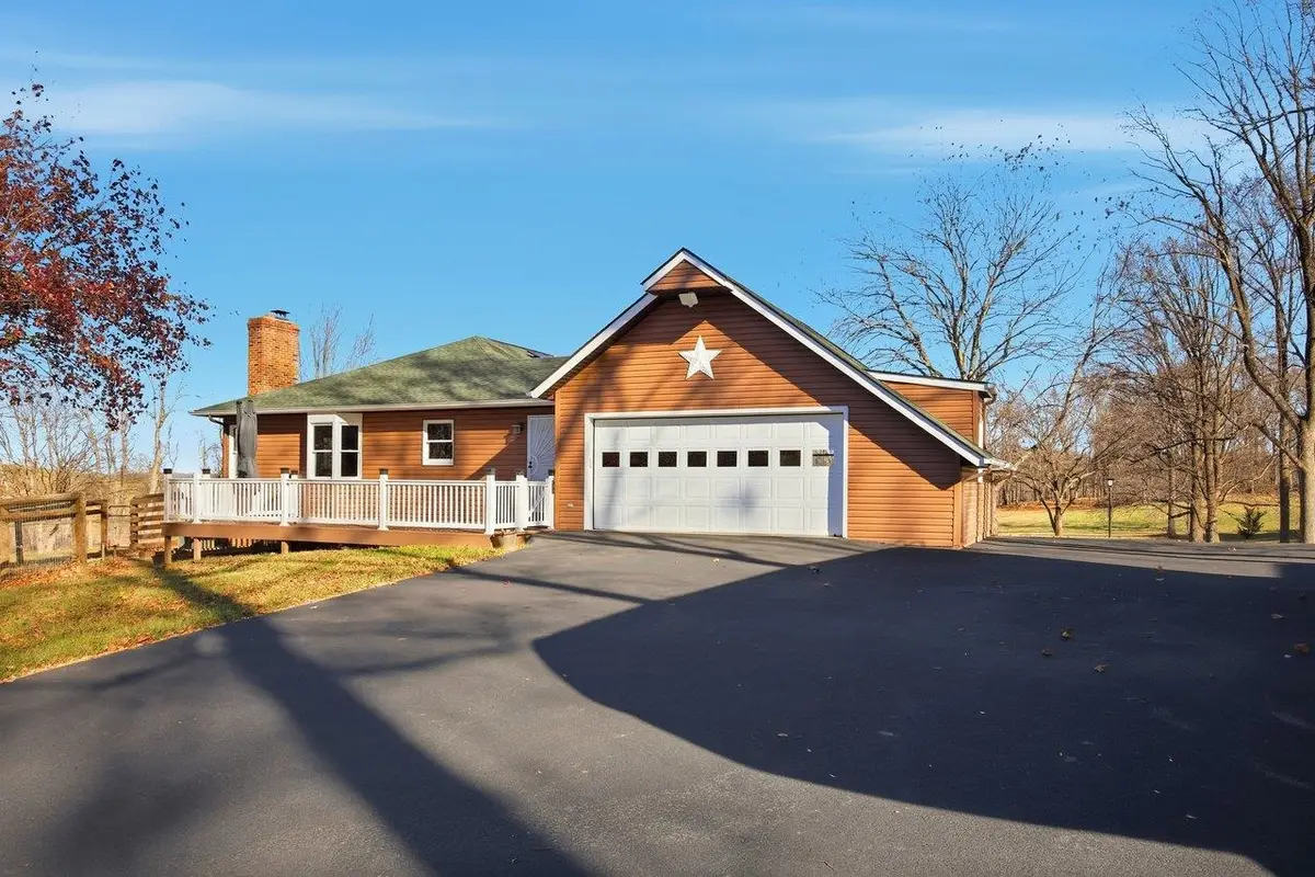 141 Lori Ln, Churchville, VA 24421 - Image #1