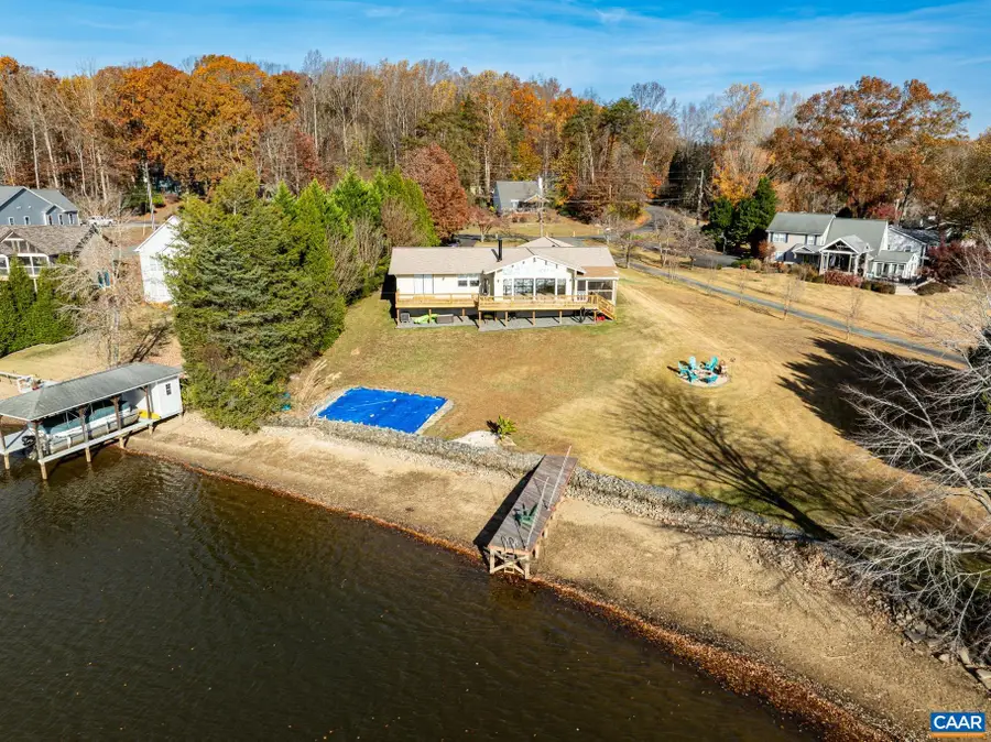 1753 North Lakeshore Dr, Louisa, VA 23093 - Image #3