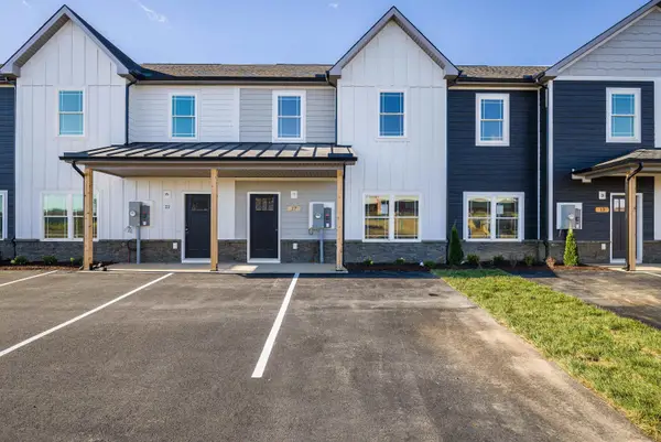 17 Barnyard Cir, Bridgewater, VA 22812