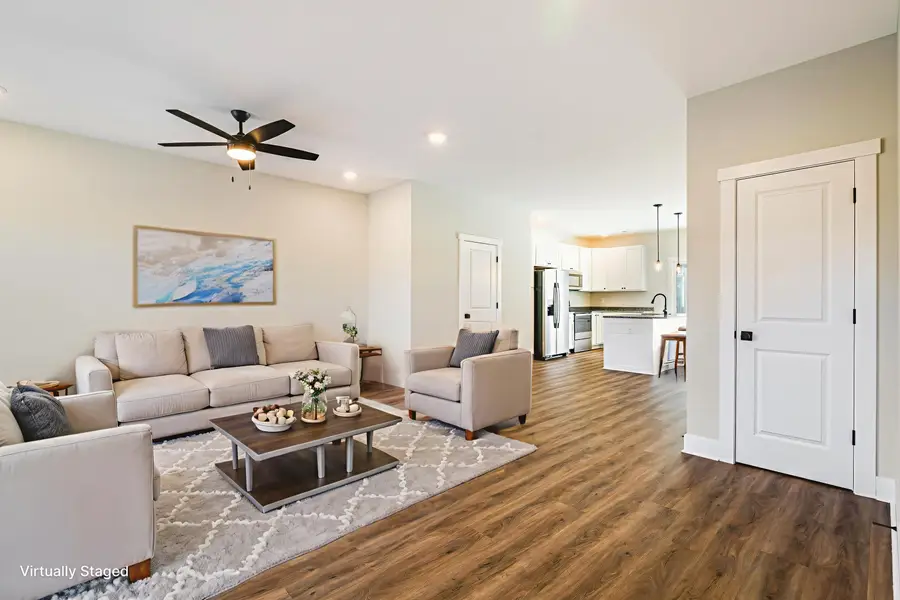 17 Barnyard Cir, Bridgewater, VA 22812 - Image #3