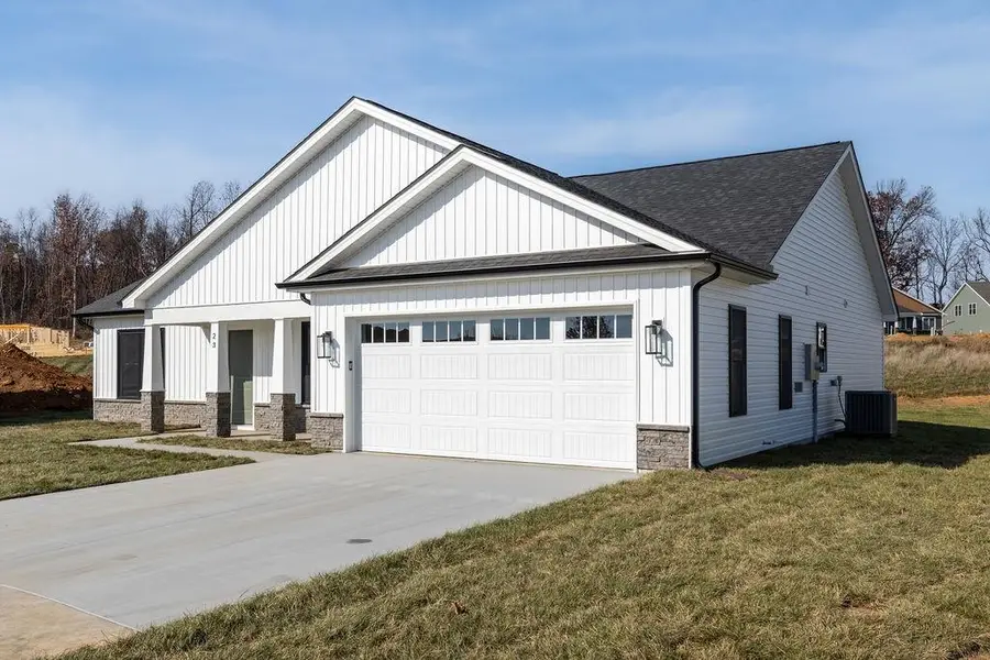 23 Stuart James Ct, Waynesboro, VA 22980 - Image #2