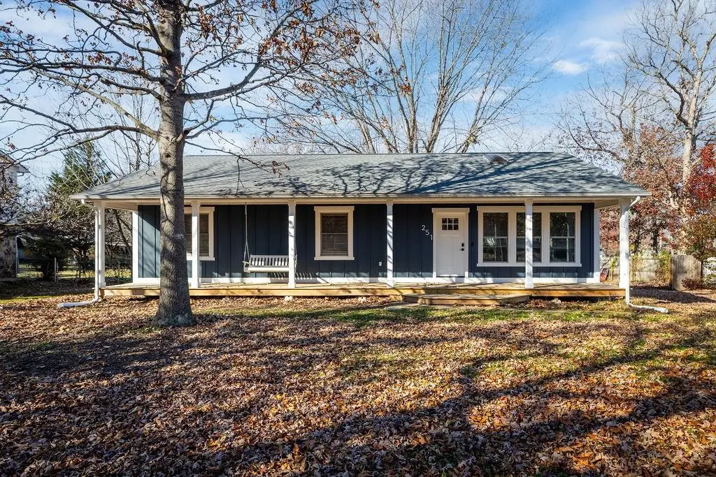 251 Cooper Dr, Stuarts Draft, VA 24477 - Image #1
