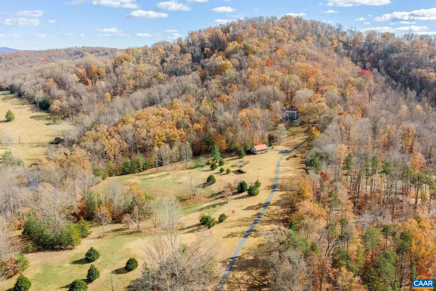 407 Broad Axe Rd, Charlottesville, VA 22903 - #3