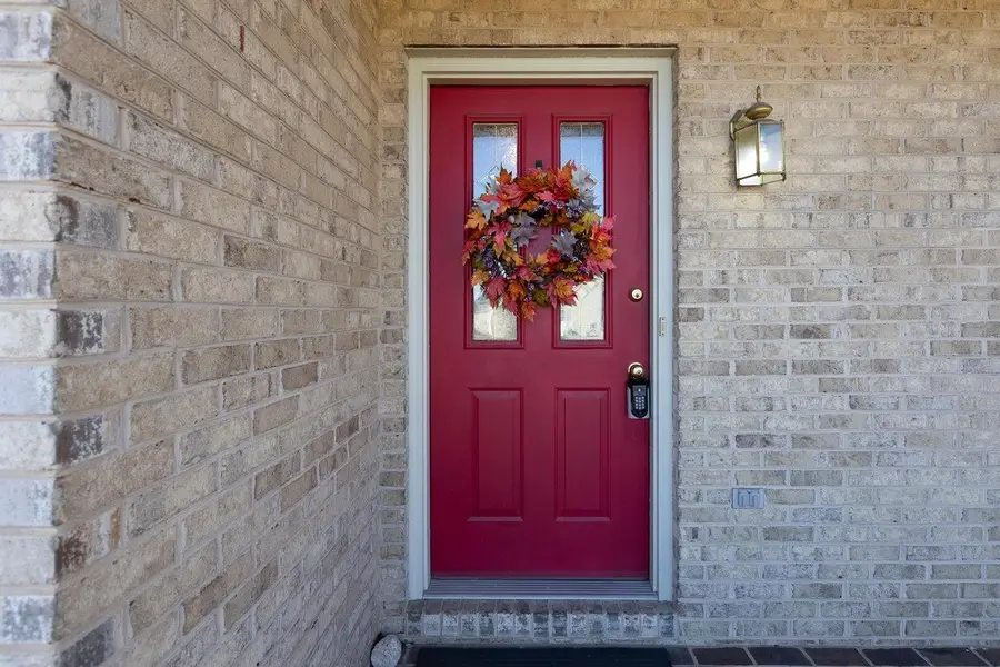 324 Diana Ct, Ashby, VA 22801 - Image #2