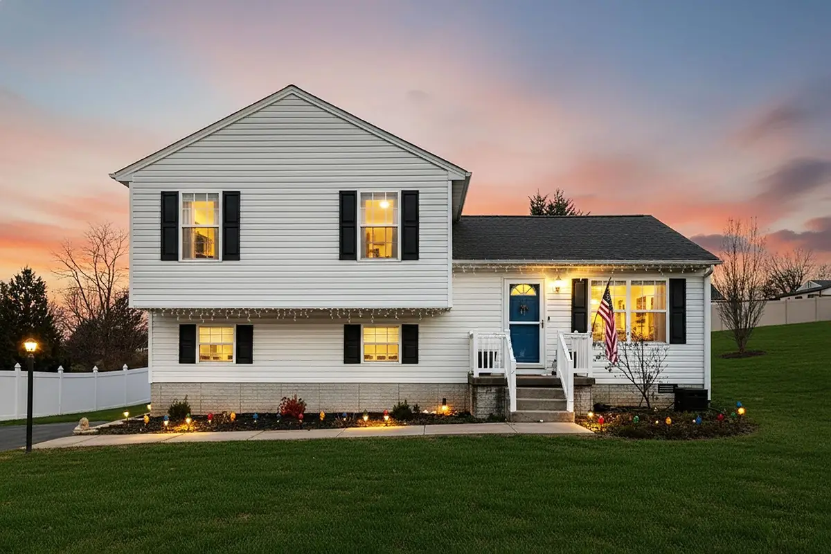 32 Woodside Dr, Waynesboro, VA 22980 - Image #1