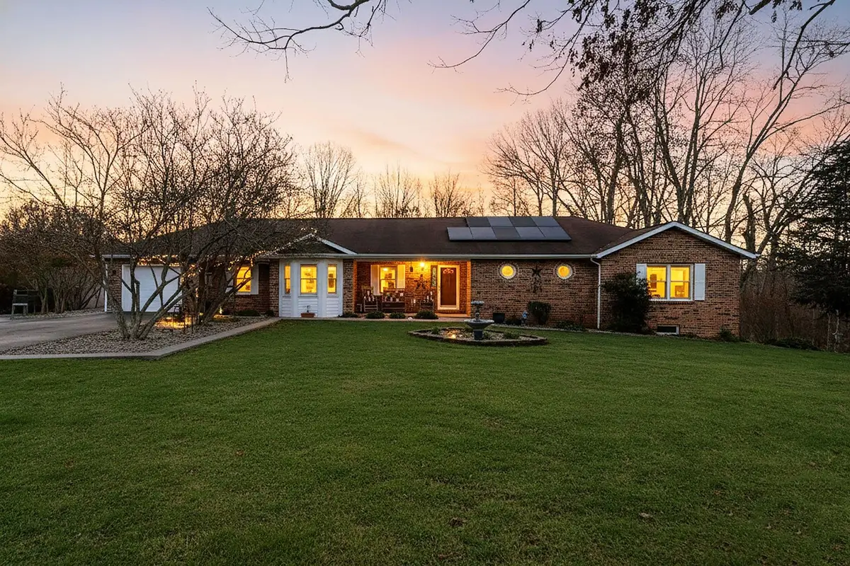 314 Mcbrydge Dr, Swoope, VA 24479 - Image #1