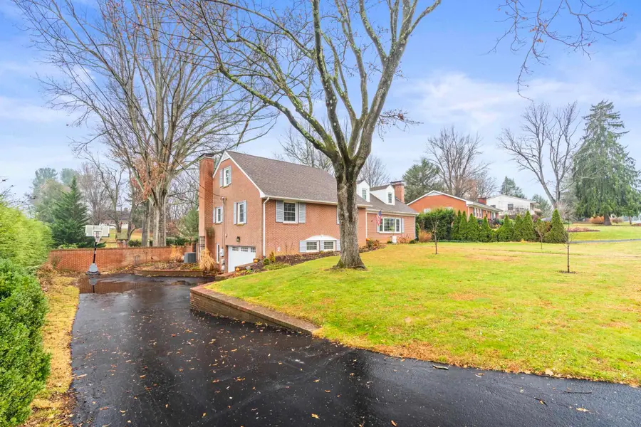 1220 Chatham Rd, Waynesboro, VA 22980 - Image #3