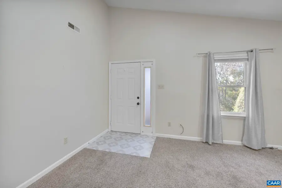 572 Whitcover Cir, Charlottesville, VA 22901 - Image #3