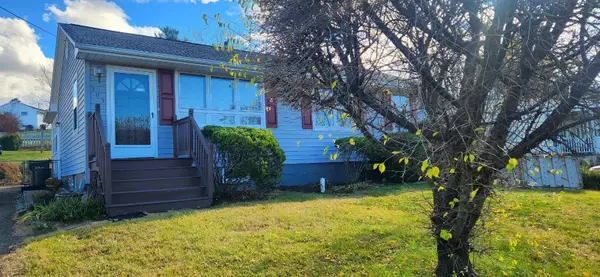 303 Old Greenville Rd, Staunton, VA 24401