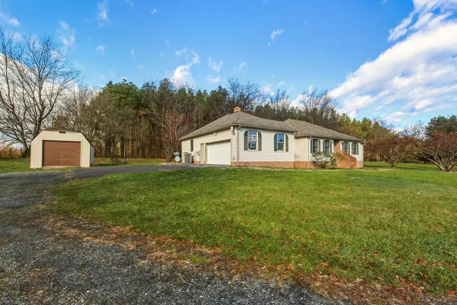 948 Battlefield Bluff Dr, New Market, VA 22844 - #3