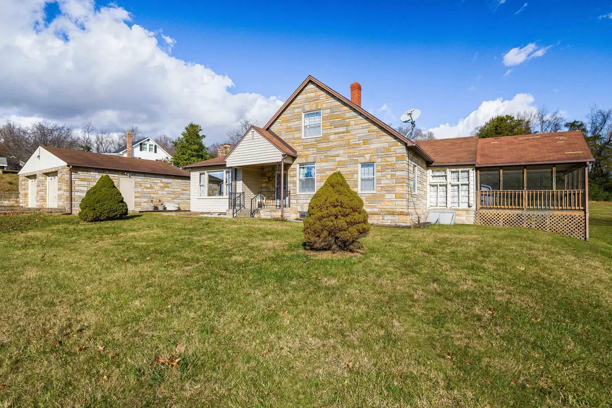 18753 Mt Pleasant Rd, Elkton, VA 22827 - Image #1