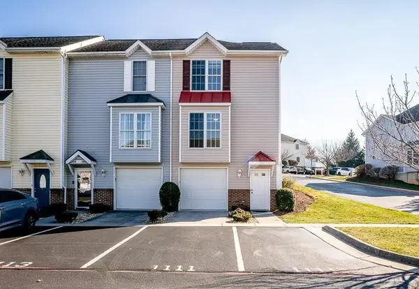 1111 Patrick Henry Pl, Harrisonburg, VA 22802