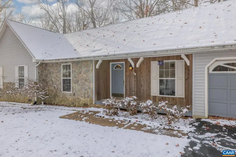 10 Briarwood Rd, Palmyra, VA 22963 - Image #2
