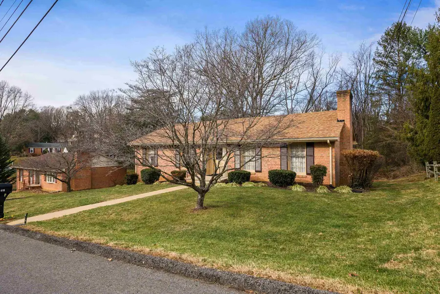 419 Cardinal St, Staunton, VA 24401 - Image #2