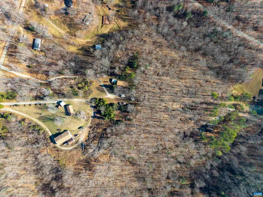 430 Truslows Ln, Nellysford, VA 22958 - Image #3