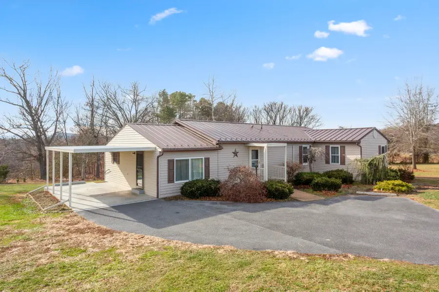 8086 Craun Dr, Grottoes, VA 24441 - Image #3
