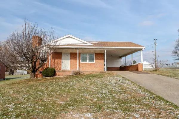 179 3rd St, Broadway, VA 22815