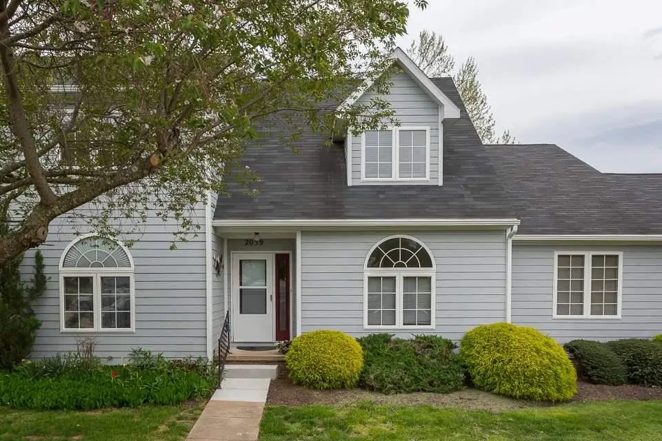 2039 Hampton Dr, Waynesboro, VA 22980 - Image #1