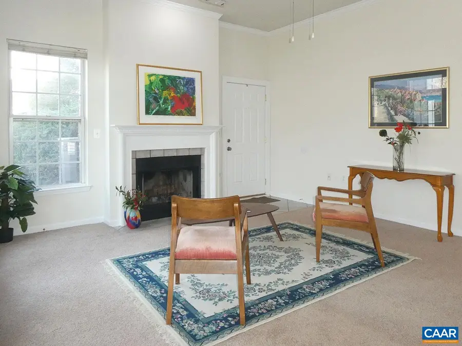 1065 Weybridge Ct, Charlottesville, VA 22911 - Image #3