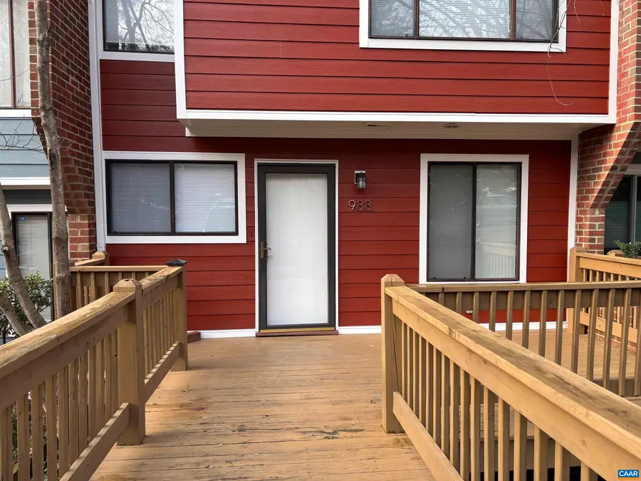 988 Salisbury Sq, Charlottesville, VA 22901 - Image #2