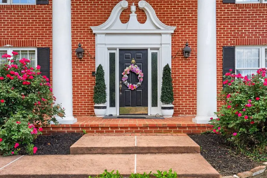 8217 South East Side Hwy, Elkton, VA 22827 - #2