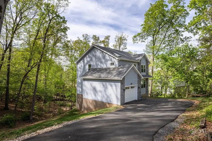 1176B Nelson Dr, Harrisonburg, VA 22801 - Image #2