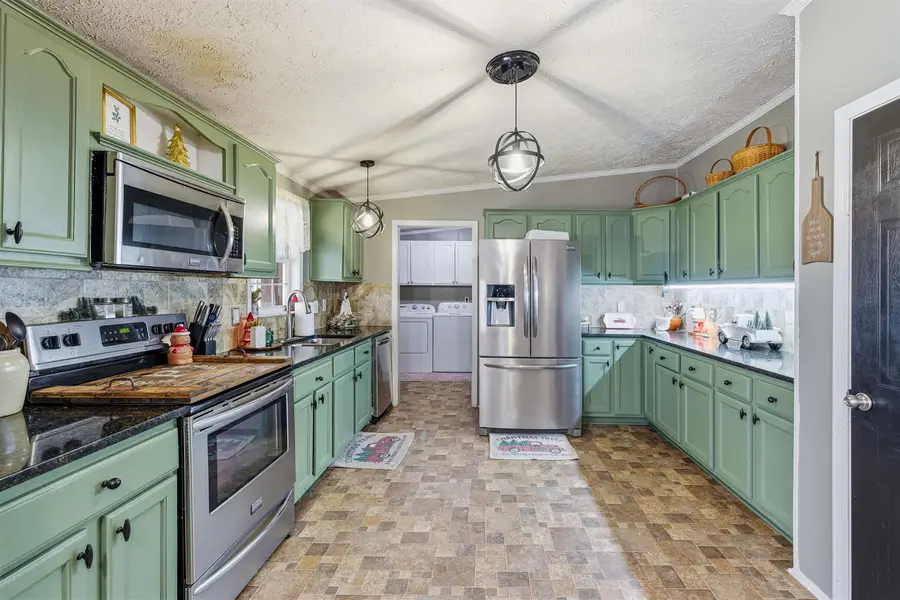 1161 Main St E, Stanley, VA 22851 - Image #2