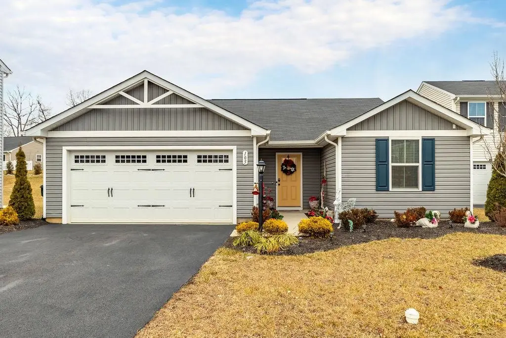 105 White Birch Rd, Waynesboro, VA 22980 - Image #1
