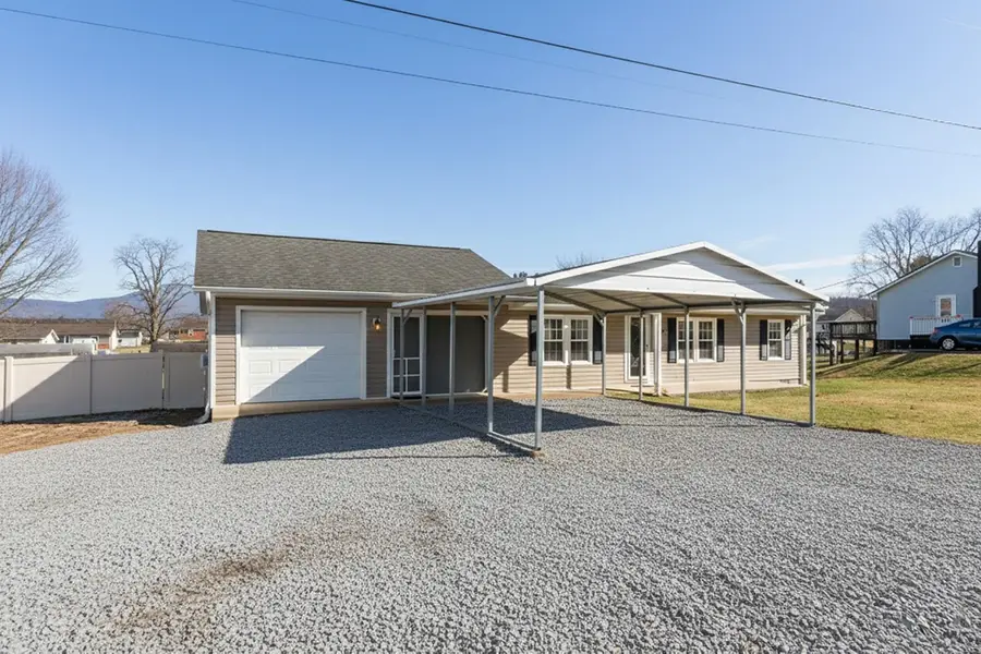 194 Wayland Dr, Stanley, VA 22851 - Image #3