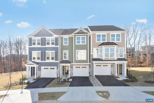 3036 Farrow Cir, Charlottesville, VA 22901