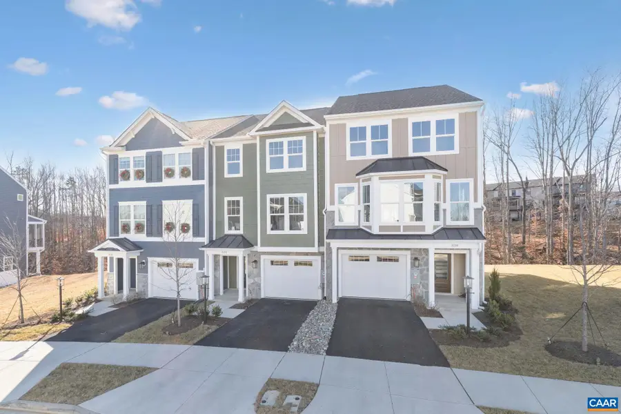 3036 Farrow Cir, Charlottesville, VA 22901 - Image #3