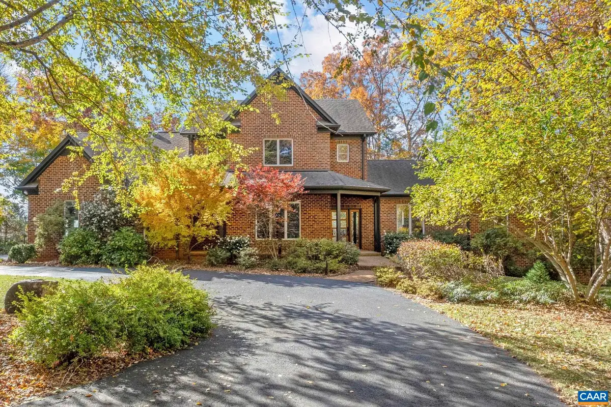 2815 Cola Woods Ln, Charlottesville, VA 22901 - #1