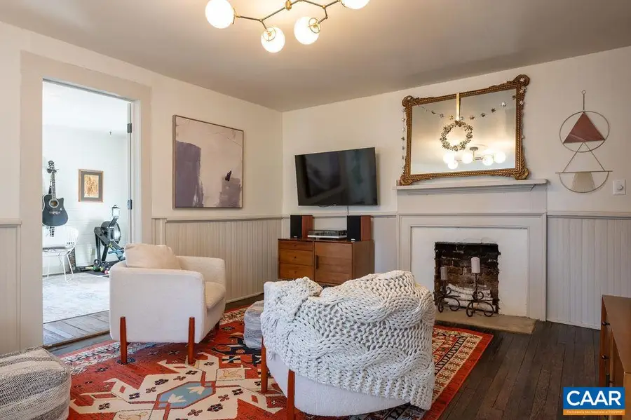 349 10th St Nw, Charlottesville, VA 22903 - #2