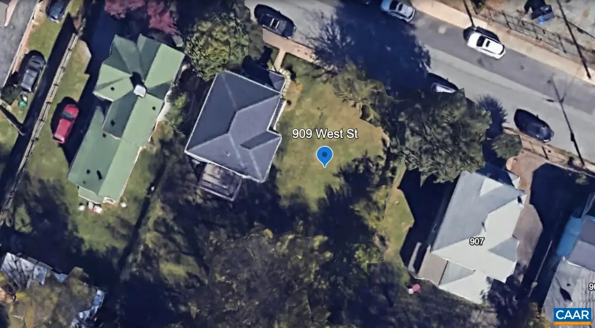 909 West St, Charlottesville, VA 22903 - Image #1