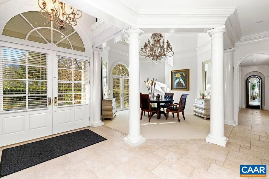 1310 Monocan Dr, Nellysford, VA 22958 - #2