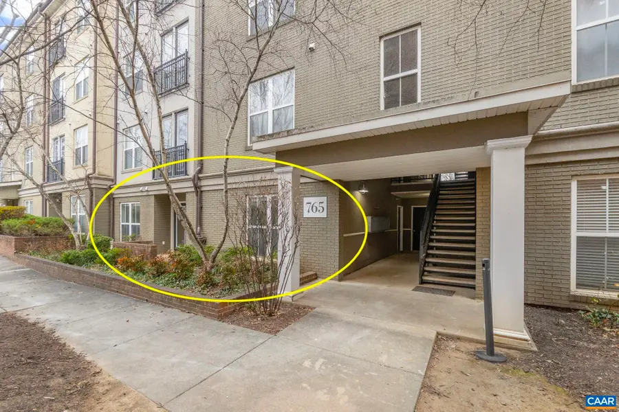 765 Walker Sq, Charlottesville, VA 22903 - Image #2