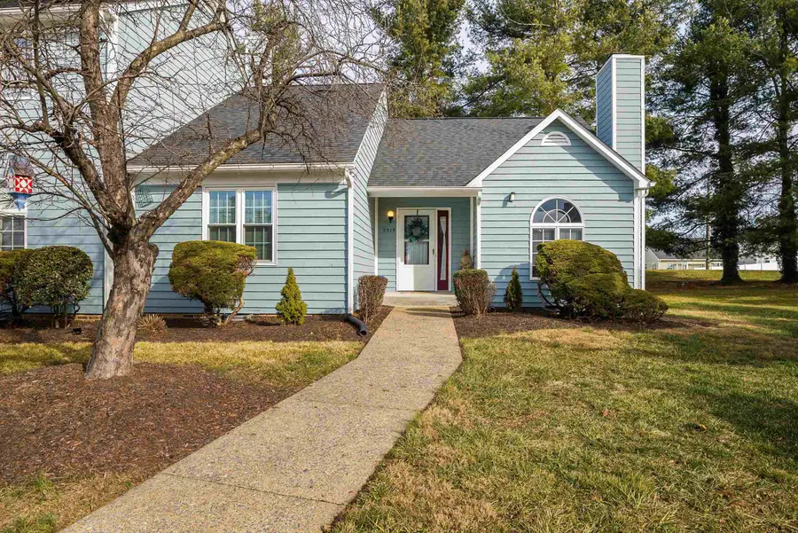 2015 Hampton Dr, Waynesboro, VA 22980 - Image #2