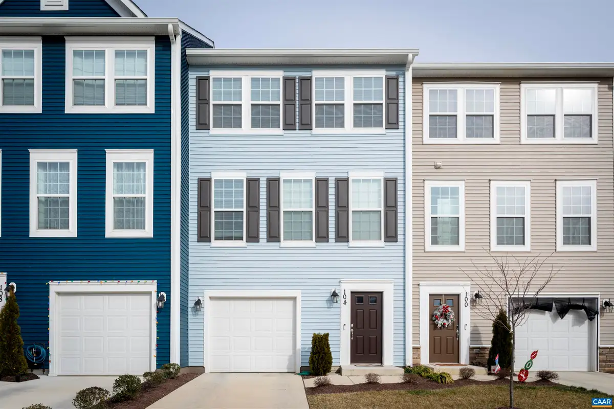 104 Mapleshire Ct, Waynesboro, VA 22980 - Image #1