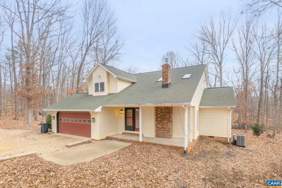 279 Deer Haven Ln, Troy, VA 22974 - #1