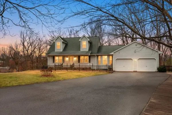 61 Hillandale Dr, Staunton, VA 24401