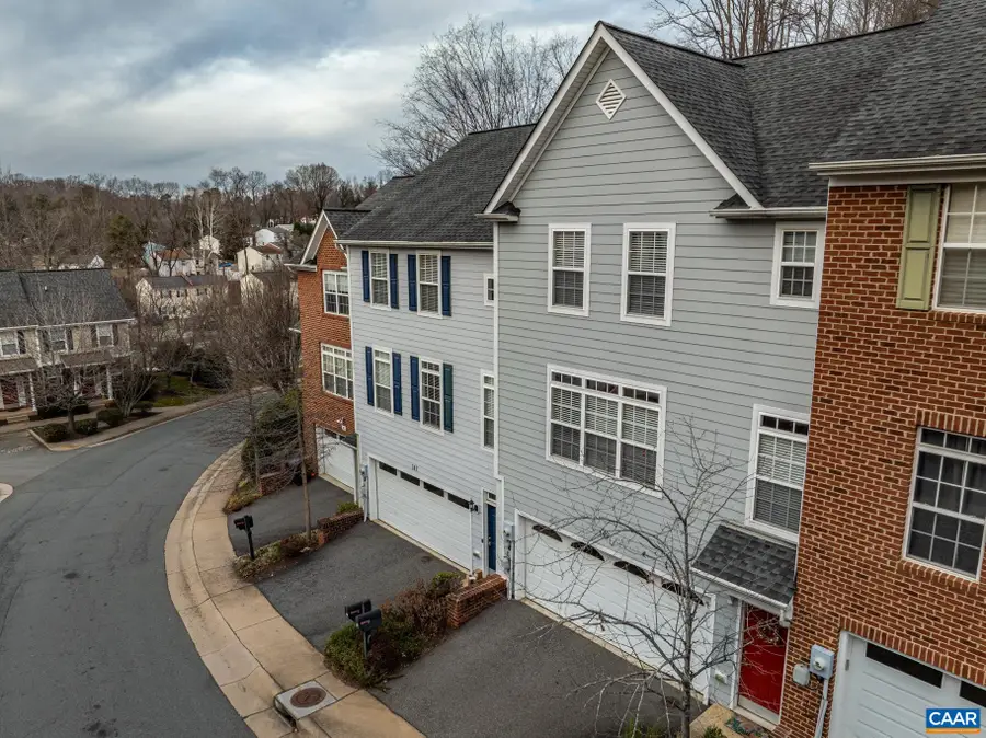 149 Brookwood Dr, Charlottesville, VA 22902 - Image #3