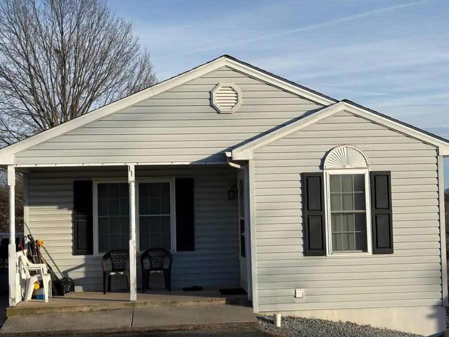 111 Skyline Ave, Staunton, VA 24401 - Image #2