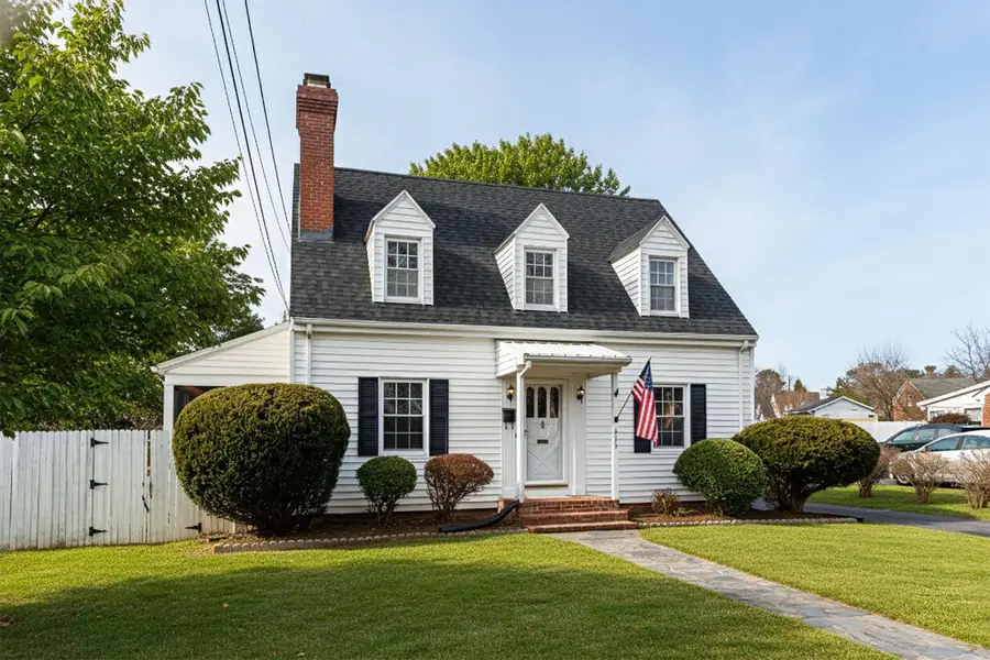 315 Dupont Cir, Waynesboro, VA 22980 - Image #2