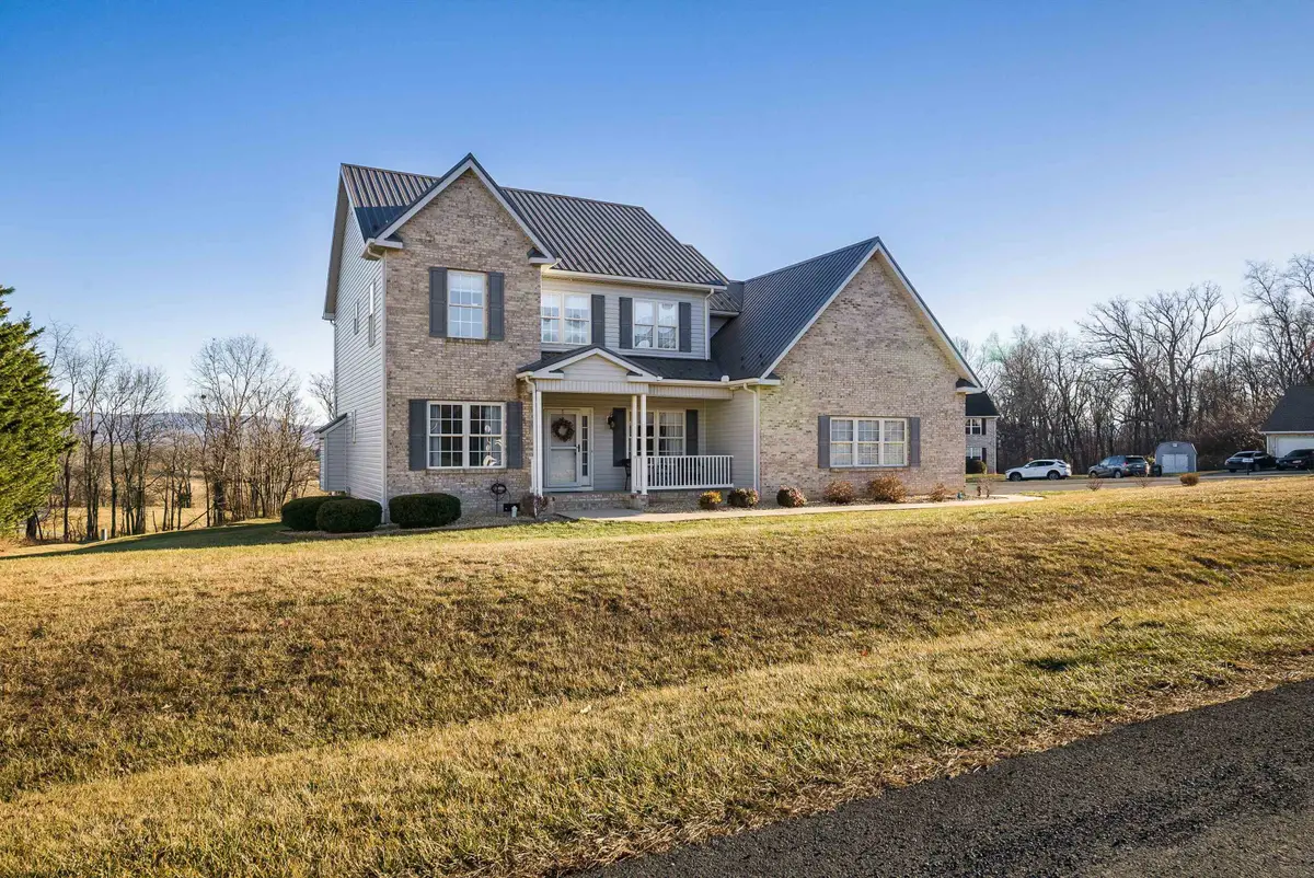 6 Little John Ct, Waynesboro, VA 22980 - Image #1